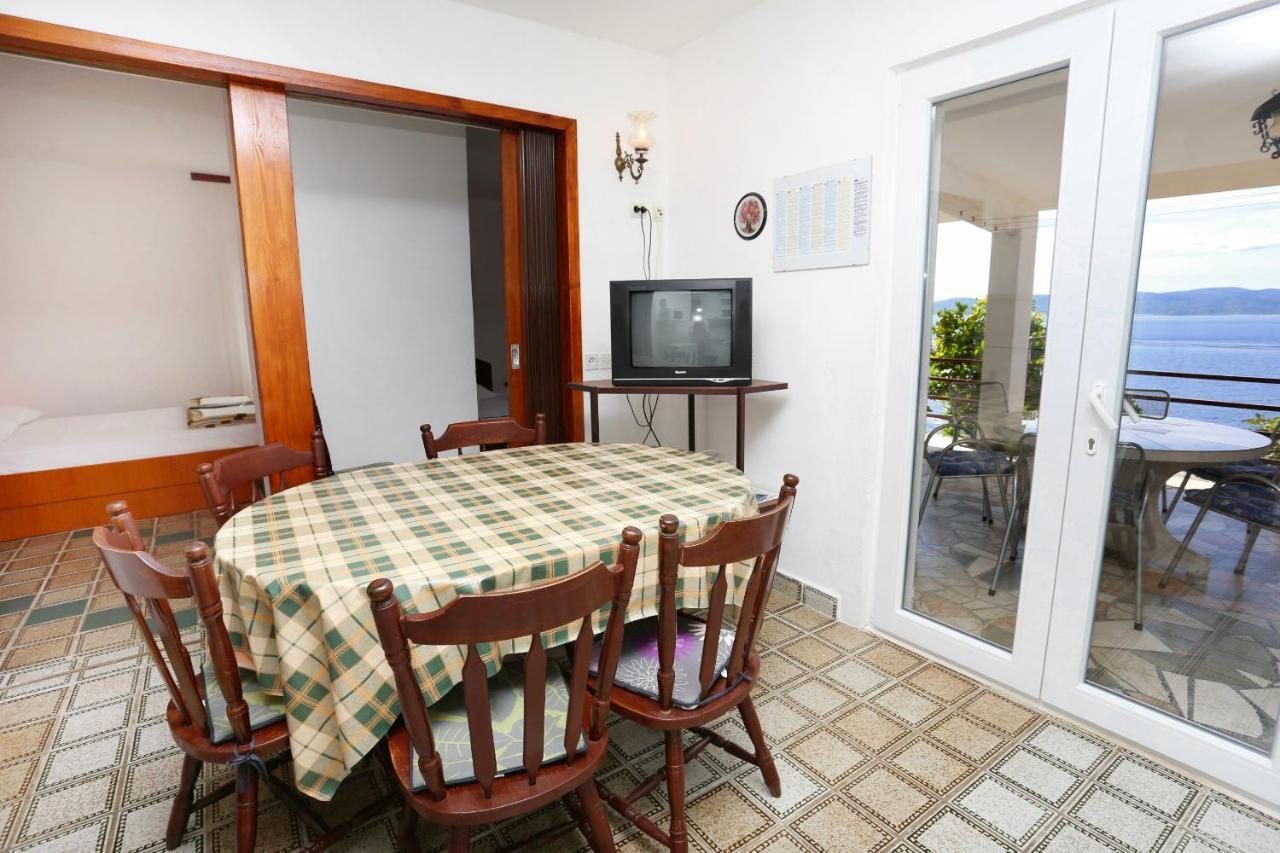 Apartments By The Sea Pisak, Omis - 1014 المظهر الخارجي الصورة