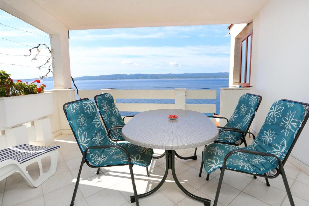 Apartments By The Sea Pisak, Omis - 1014 المظهر الخارجي الصورة