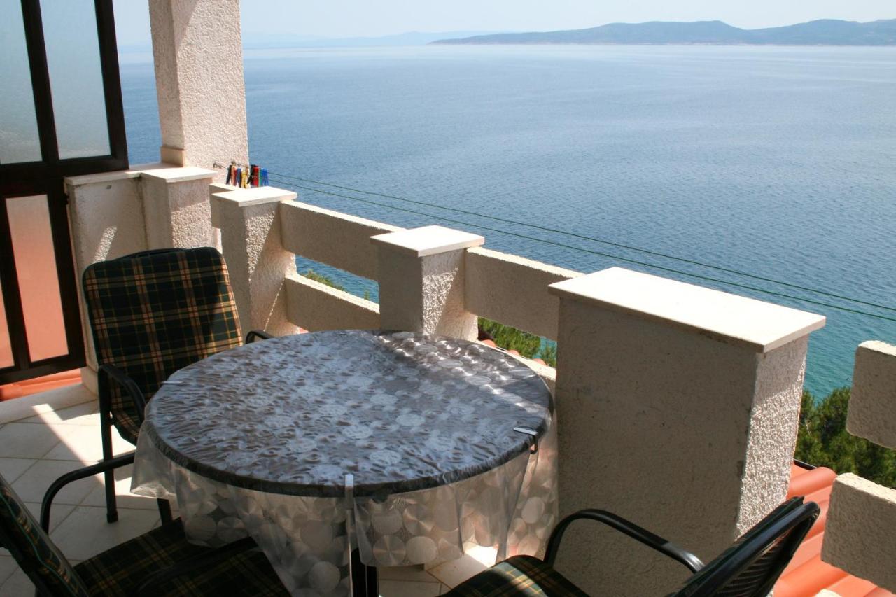 Apartments By The Sea Pisak, Omis - 1014 المظهر الخارجي الصورة