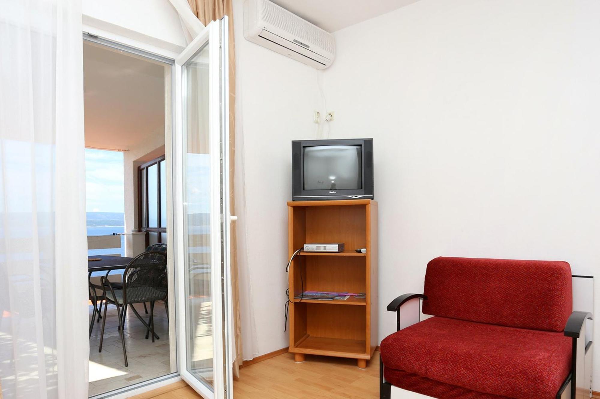 Apartments By The Sea Pisak, Omis - 1014 الغرفة الصورة